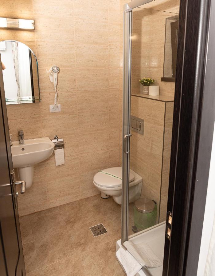 K'Raman Hotel Râmnicu Vâlcea Eksteriør billede